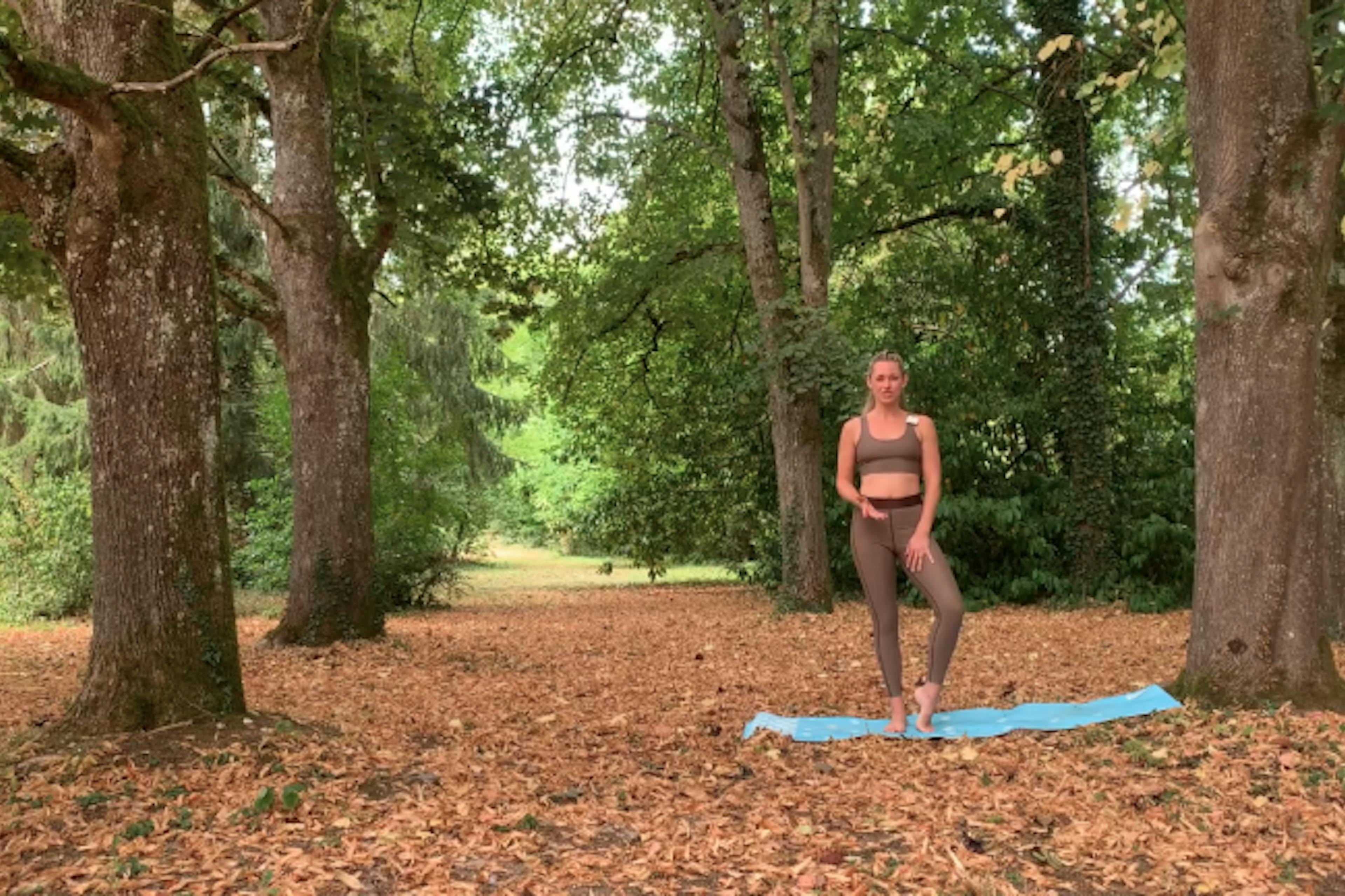 "Cheeky Lift" Programme : Standing Straight Leg 2